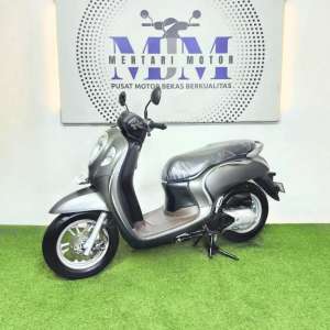 Jual bekas NEW SCOOPY STYLISH 2022 CASHCREDITTTBERGARANSI. MENTARI JOJO MOTOR,lokasi di Jakarta Selatan
