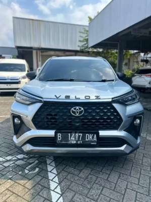 Jual bekas New Veloz 1.5 non tss 2022,lokasi di Jakarta Selatan