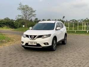 Jual bekas NEW X-TRAIL T32 2.5 CVT 2015,lokasi di Malang Kota