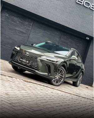 Jual bekas NIK 2023 Lexus RX450h AWD Nori Green Pearl Low Odo,lokasi di Jakarta Utara