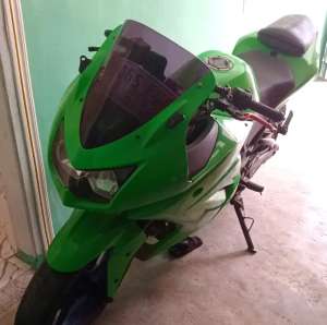 Jual bekas Ninja 250 dua silinder plat BK,lokasi di Medan Kota