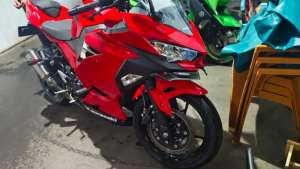 Jual bekas Ninja 250 Fi 2018 jual Bu,lokasi di Depok Kota