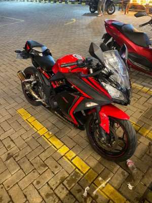Jual bekas Ninja 250 fi SE 2015 tangan pertama low km,lokasi di Tangerang Selatan Kota