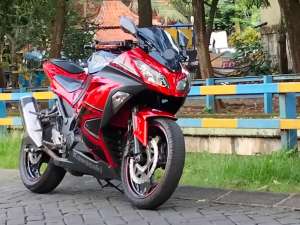 Jual bekas Ninja 250cc di ABS se,lokasi di Tangerang Selatan Kota