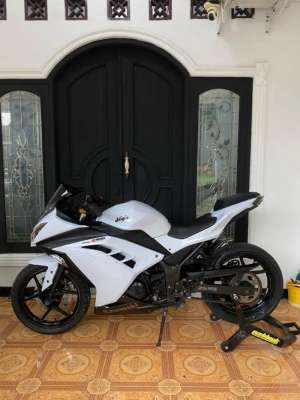 Jual bekas NINJA 250fi ISTIMEWA,lokasi di Banyumas Kab.