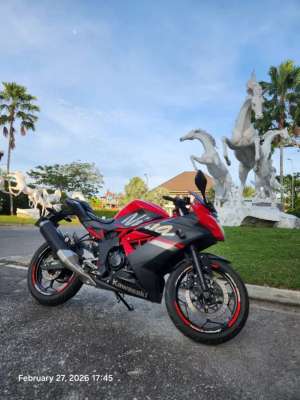 Jual bekas Ninja 250SL kondisi istimewa service record dealer.,lokasi di Pekanbaru Kota