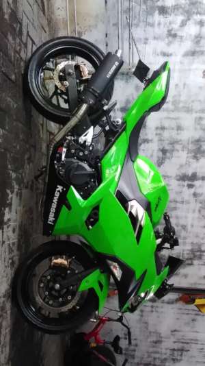 Jual bekas Ninja allnew 250 modif,lokasi di Surabaya Kota