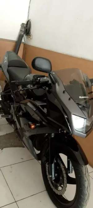 Jual bekas Ninja rr 2013 2 tak motor koleksi simpanan,lokasi di  