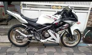 Jual bekas Ninja rt new SE 2013,lokasi di  ,Surabaya Kota