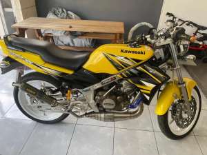 Jual bekas Ninja SS Kuning 2013,lokasi di Tangerang Selatan Kota