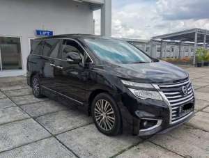 Jual bekas Nissan Elgrand 2.5 HWS 2014,lokasi di Jakarta Utara