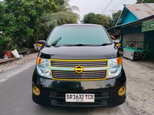 Jual bekas Nissan Elgrand HWS AT Tahun 2008 Akhir,lokasi di Palangkaraya Kota