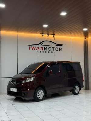 Jual bekas Nissan Evalia 1.5 XV MT Tahun 2013,lokasi di Surakarta Kota