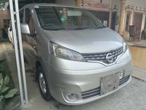 Jual bekas Nissan Evalia SV Tahun 2014Milik Pribadi,lokasi di Bogor Kab.
