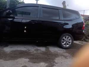 Jual bekas Nissan Grand livina 2013 Bensin,lokasi di Bandung Kab.