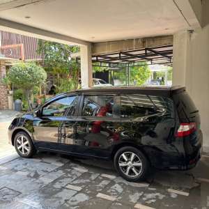 Jual bekas Nissan Grand livina 2017 Bensin,lokasi di Jakarta Timur
