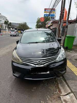 Jual bekas Nissan Grand livina SV AT SIAP MUDIK,lokasi di Tangerang Kota