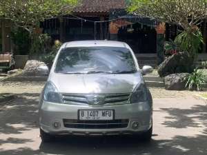 Jual bekas NISSAN GRAND LIVINA XV 1.5 ULTIMATE 2012 MATIC,lokasi di Sleman Kab.