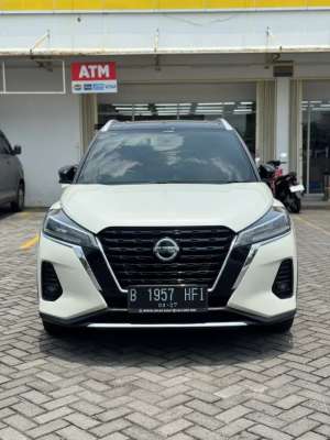 Jual bekas Nissan Kicks 2022 Hybrid,lokasi di Semarang Kota