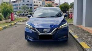 Jual bekas Nissan Leaf EV Electric AT Biru NIK 2021 Like New Record,lokasi di Jakarta Barat