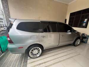 Jual bekas Nissan Livina 2007 Bensin,lokasi di Tangerang Kota