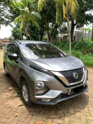 Jual bekas Nissan Livina 2020 Bensin,lokasi di Depok Kota