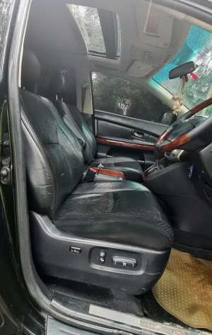 Jual bekas Nissan Livina 2020 Bensin,lokasi di Depok Kota