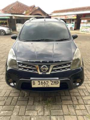 Jual bekas NISSAN LIVINA XGEAR 2010 PAJAK ON,lokasi di Depok Kota