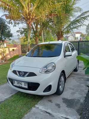 Jual bekas Nissan March 2014, AT, Low KM,lokasi di Sumedang Kab.