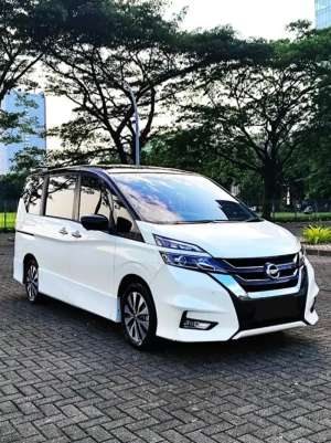 Jual bekas NISSAN SERENA 2.0 HWS AT 2019,lokasi di Tangerang Kota