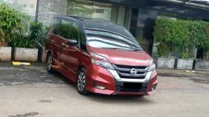 Jual bekas Nissan Serena 2.0 HWS Highway Star AT Merah 20222023,lokasi di Bekasi Kota
