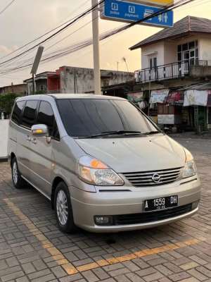 Jual bekas NISSAN SERENA 2010 HWS,lokasi di Serang Kab.
