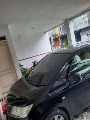 Jual bekas Nissan Serena 2013 Bensin,lokasi di Bekasi Kota