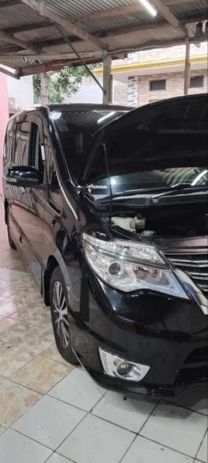 Jual bekas Nissan Serena 2015 HWS,lokasi di  ,Depok Kota