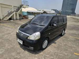 Jual bekas Nissan Serena Highwaystar HWS 20102011,lokasi di Jakarta Selatan
