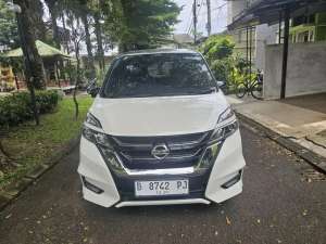 Jual bekas Nissan Serena HWS At 2023 Istimewa,lokasi di Tangerang Kab.