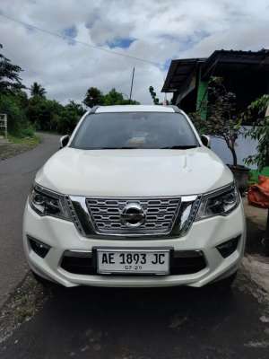 Jual bekas Nissan Terra 2018 Diesel,lokasi di Tulungagung Kab.