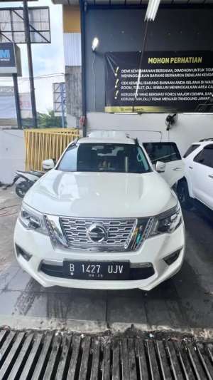Jual bekas Nissan Terra 2019 Diesel,lokasi di Jakarta Utara