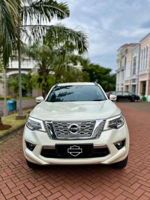 Jual bekas Nissan terra VL 2018,lokasi di Semarang Kota