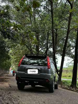 Jual bekas Nissan X-Trail 2011 Bensin,lokasi di Bogor Kab.