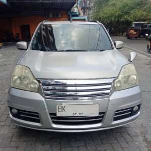 Jual bekas Nissan X-Trail 2.5 CVT ST AT 2010,lokasi di Medan Kota