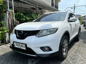 Jual bekas NISSAN XTRAIL 2.5 2015 MATIC,lokasi di Surabaya Kota