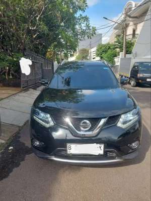 Jual bekas Nissan Xtrail 2.5 AT,lokasi di Jakarta Selatan