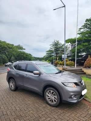 Jual bekas Nissan Xtrail T322015 2.5AT,lokasi di Tangerang Selatan Kota