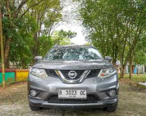 Jual bekas Nissan XtrailX-Trail 2015 2.5 Automatic,lokasi di Palembang Kota