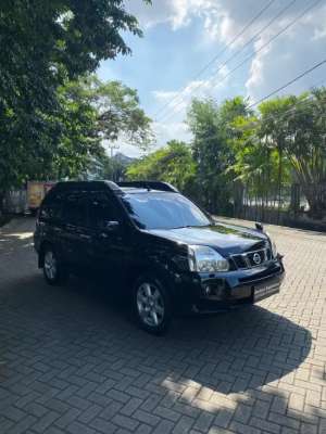 Jual bekas Nissan xtrail xt 2.5 automatic hitam 2008 fullorisinil,lokasi di  ,Lamongan  Kab.
