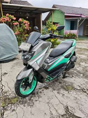 Jual bekas Nmax 155 2018 lengkap hidup limited edition,lokasi di Tangerang Selatan Kota