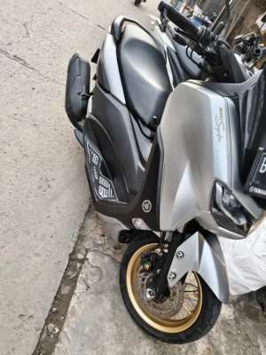 Jual bekas Nmax New 155 Silver Pajak Baru Bayar,lokasi di Jakarta Timur