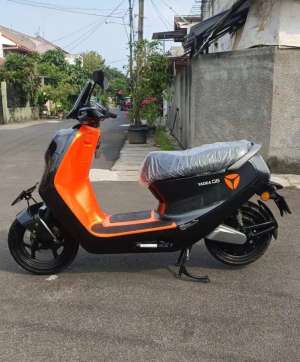 Jual bekas NUMPANG JUAL MOLIS MOTOR LISTRIK YADEA G6 BUARAN KLENDER,lokasi di Jakarta Timur