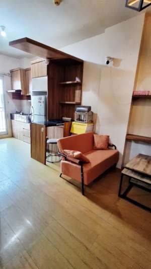 OAK TOWER OAK GARDEN APARTEMEN 2 Br FULL FURNISHED lokasi di Jakarta Timur, tersedia melalui melalui situs Olx